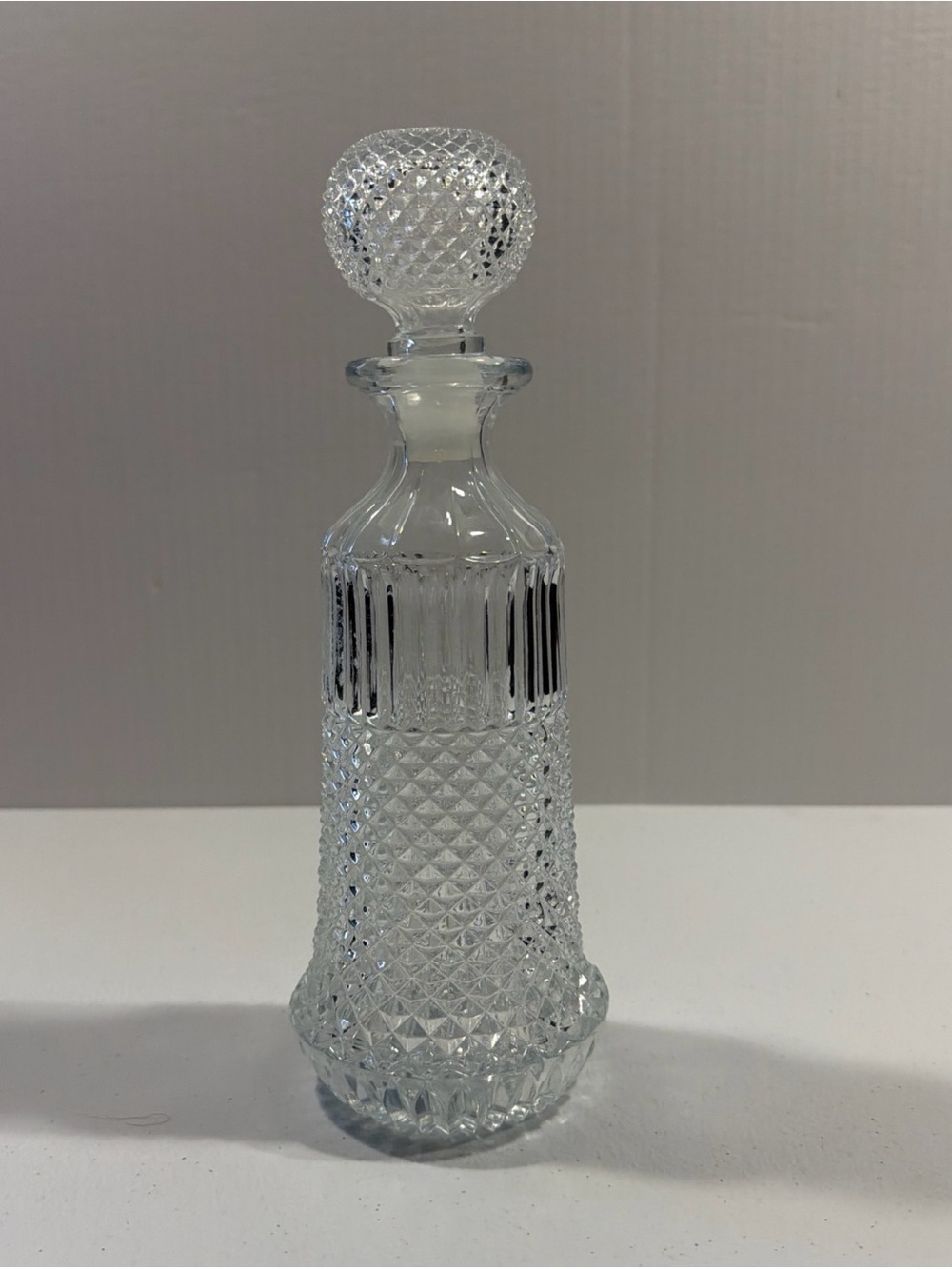 Vtg OBERGLAS AUSTRIA Diamond Point Crystal Decanter W/ Stopper Approx 24oz